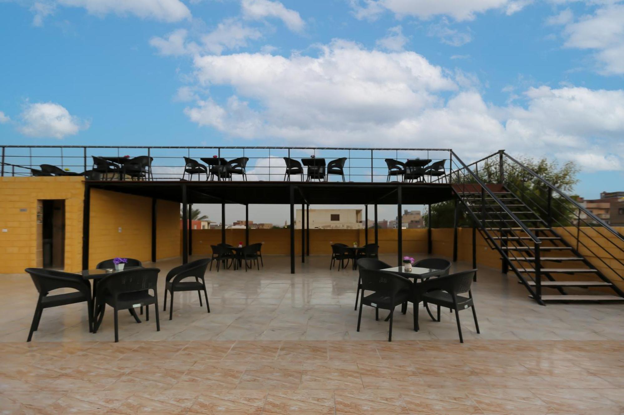 Turquoise Pyramids Gate Hotel City Centre Kafrat al Jabal ภายนอก รูปภาพ