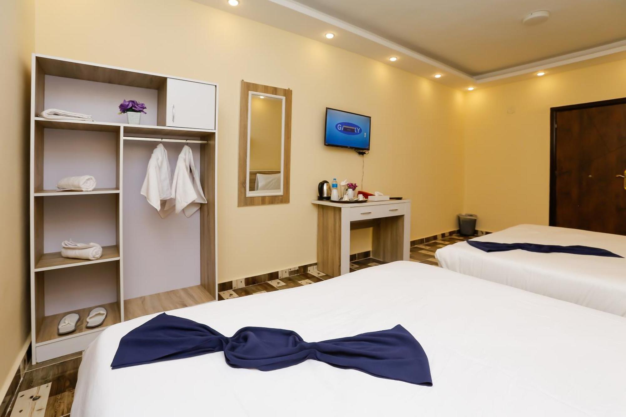 Turquoise Pyramids Gate Hotel City Centre Kafrat al Jabal ภายนอก รูปภาพ