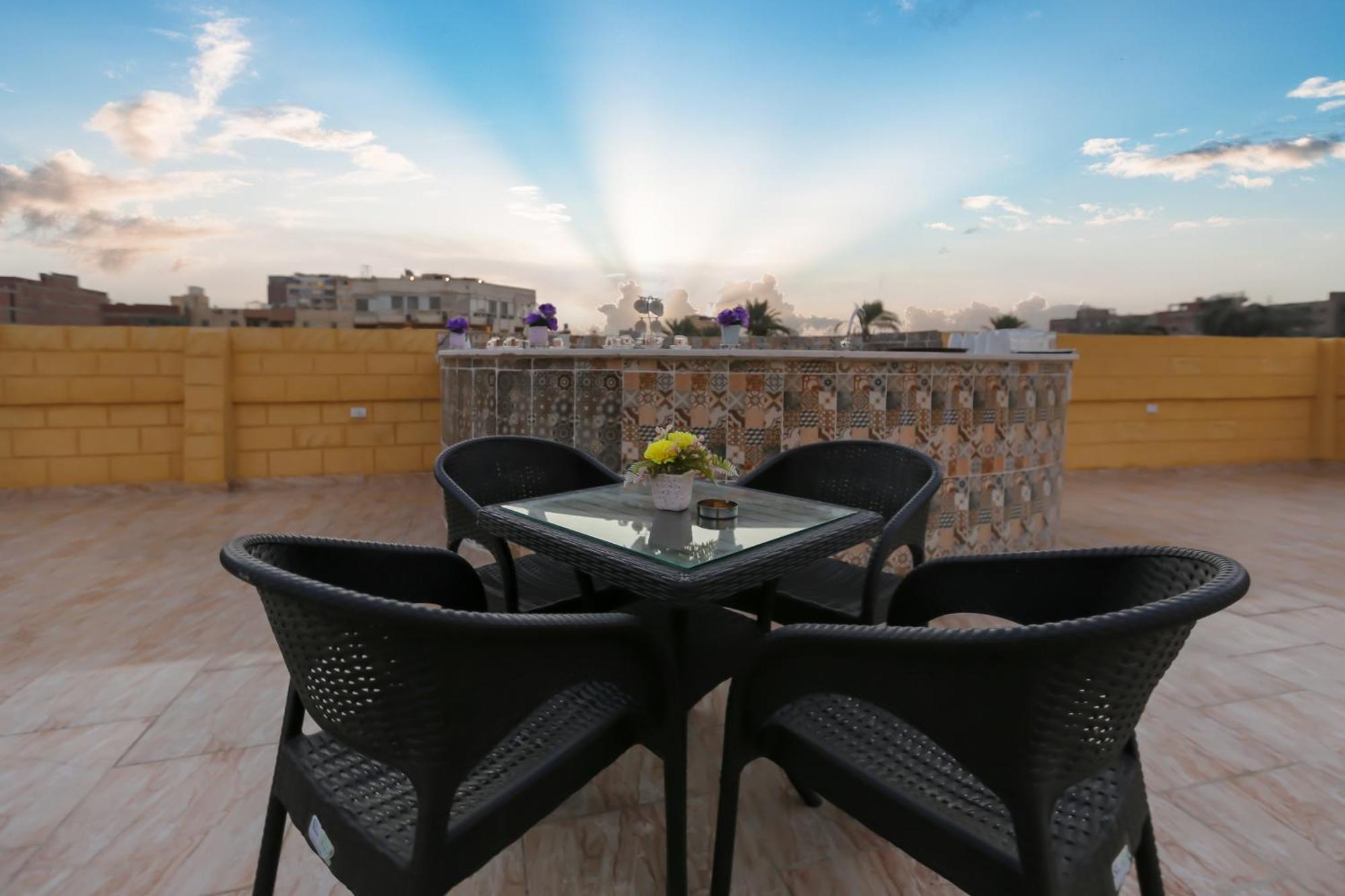 Turquoise Pyramids Gate Hotel City Centre Kafrat al Jabal ภายนอก รูปภาพ