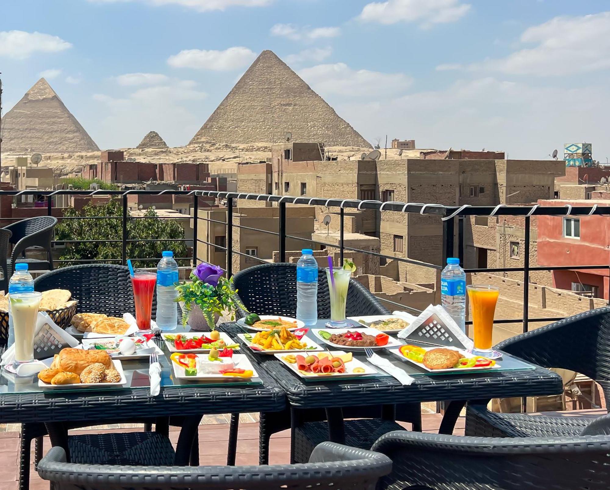 Turquoise Pyramids Gate Hotel City Centre Kafrat al Jabal ภายนอก รูปภาพ