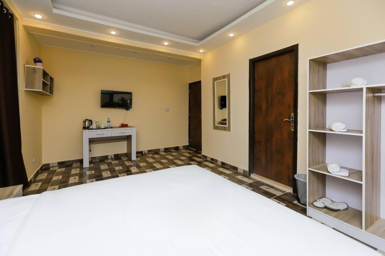 Turquoise Pyramids Gate Hotel City Centre Kafrat al Jabal ภายนอก รูปภาพ